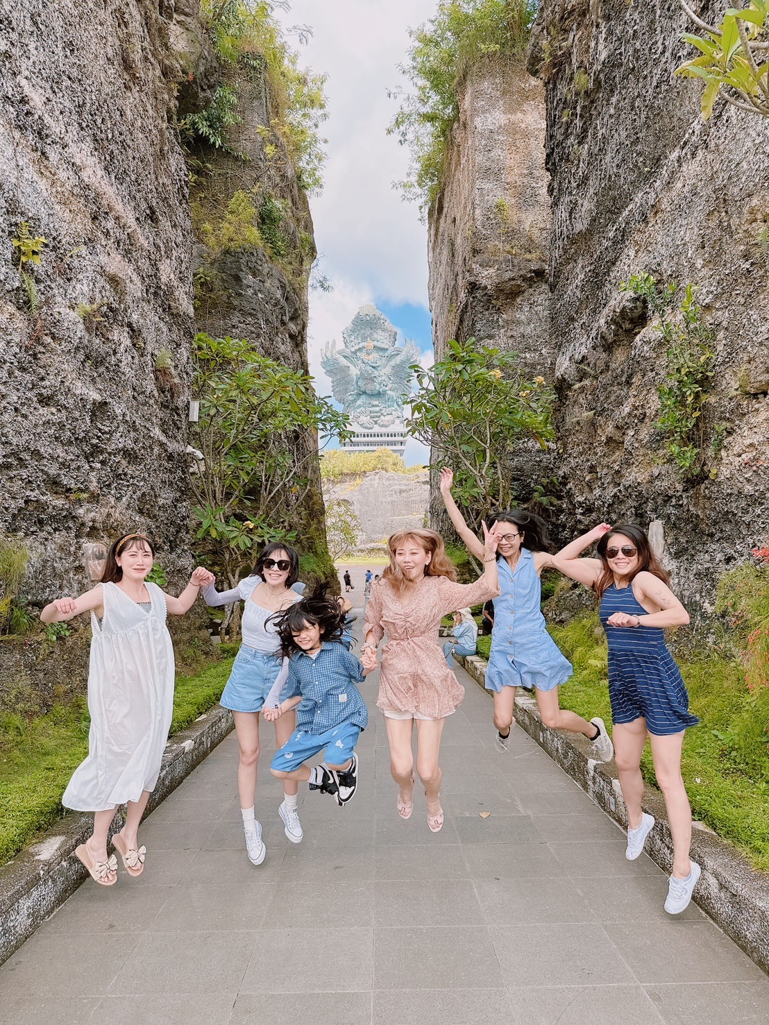 LINE_ALBUM_印尼🇮🇩 峇厘島_250606_106_2025-09-12_172900